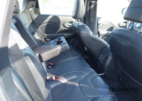 2019 Jeep Cherokee Limited 4X4 from USA, damaged, VIN 1C4PJMDN4KD251950